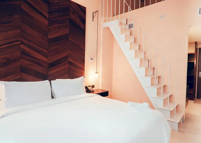 Hotel Calixta 4*