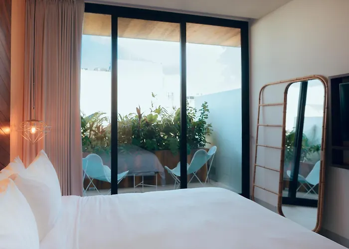 Calixta Hotel 4*
